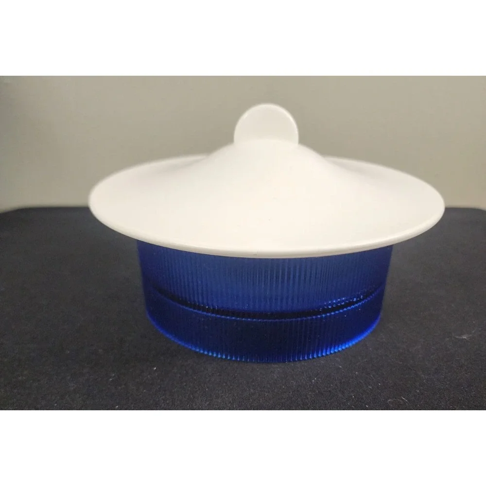 Tupperware‎ Preludio Microwaveable Dip Bowl Plastic Cobalt Blue with lid  #2875